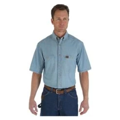 Men's Wrangler Riggs Short Sleeve Relaxed Fit Chambray Work Shirt